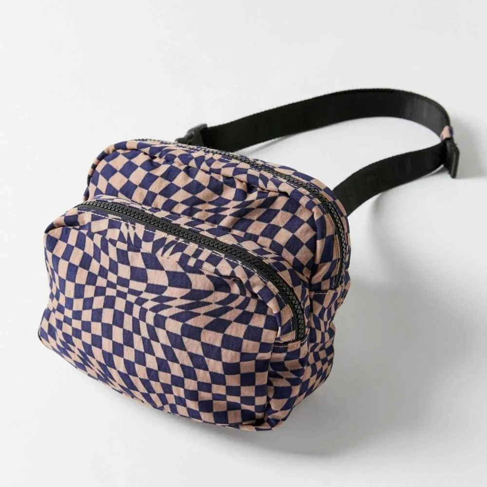 NWT Baggu Fanny Pack - Indigo Trippy Checker - Picture 5 of 6